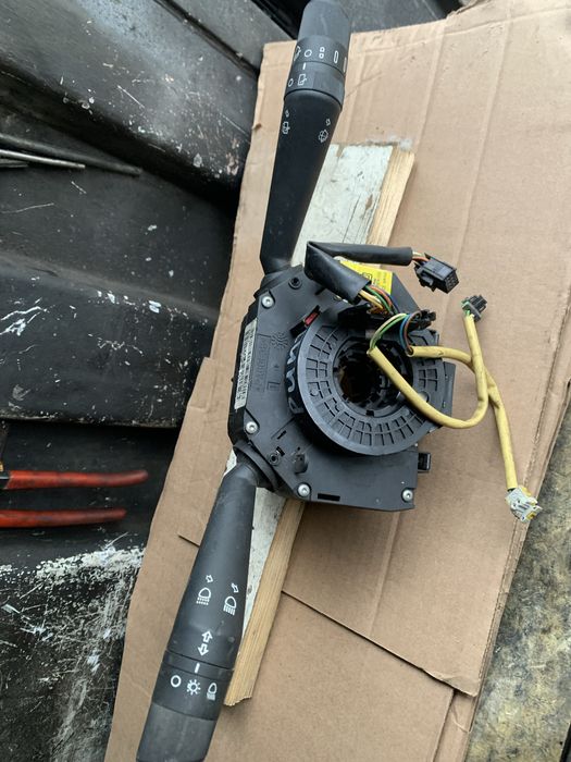 Підрульові переключателі рено,пежо,форд,фіат,мерс.