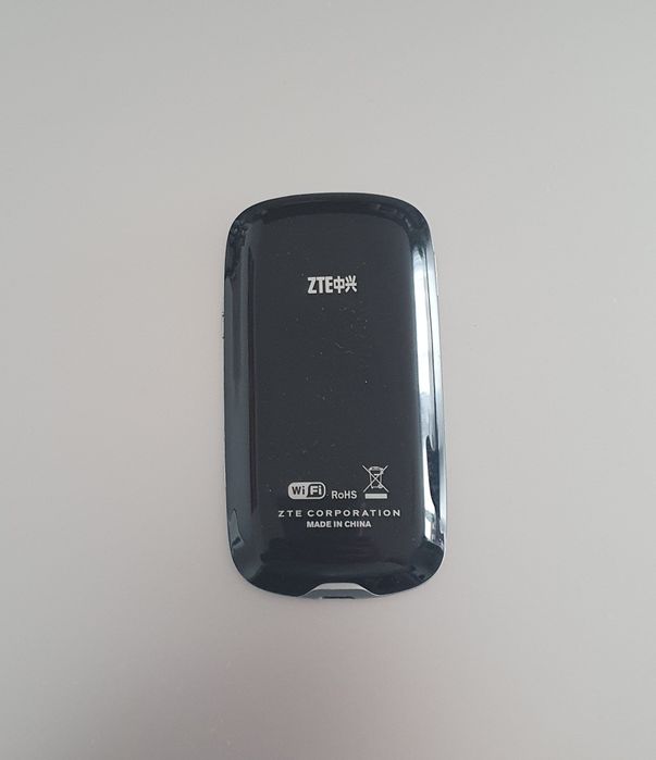 Modem router ZTE MF60