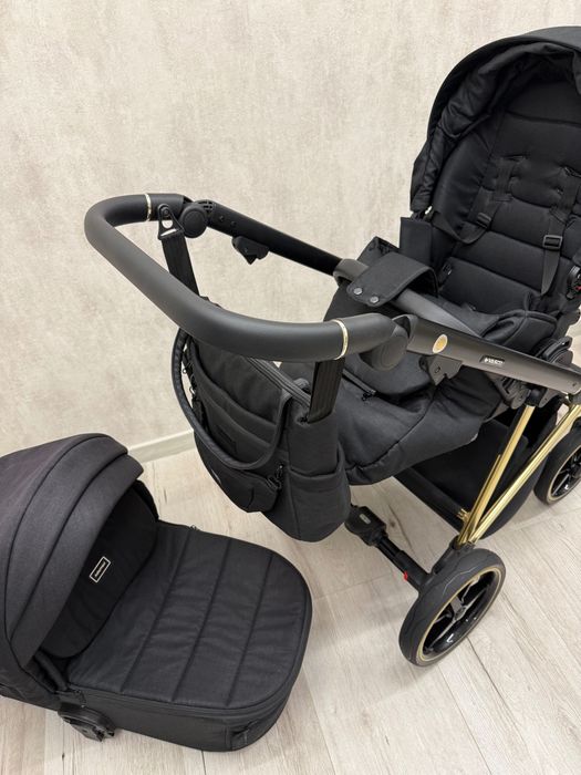 Продам коляску Adamex vasco