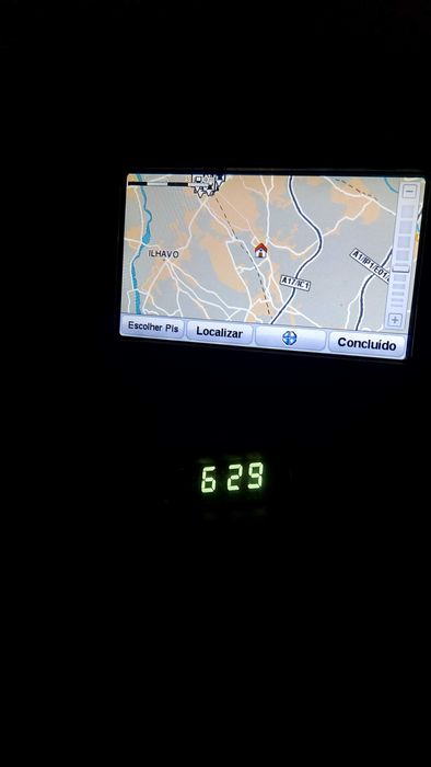 TomTom GPS Device64354230921474120