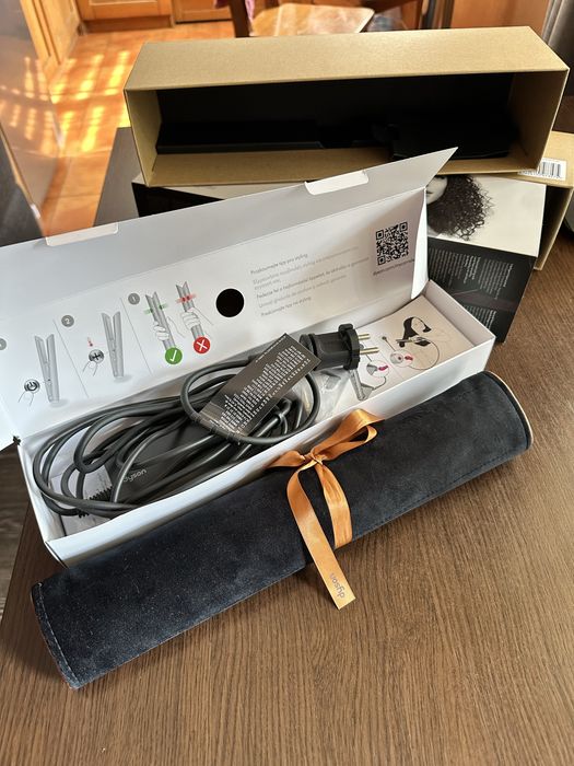 Випрямляч Dyson Corrale HS07 у використанні 3 рази