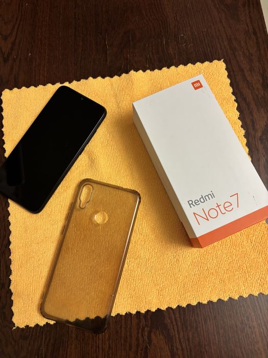 Продам Redmi Note 7 4/64 ГБ Black