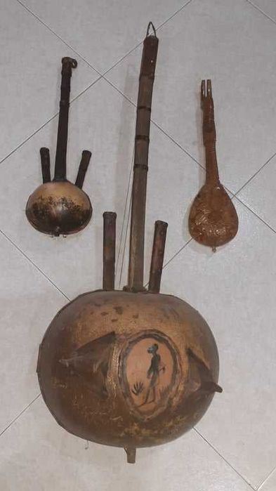 Instrumentos musicais africanos decorativos "KORA"