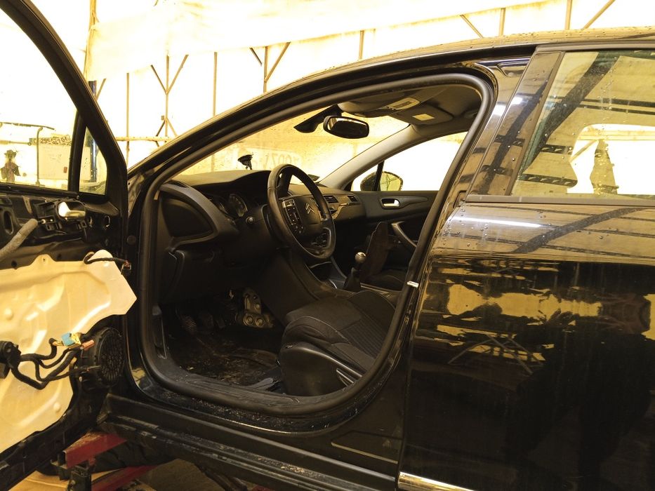 Uszczelka drzwi lewy przód citroen C5 x7 III