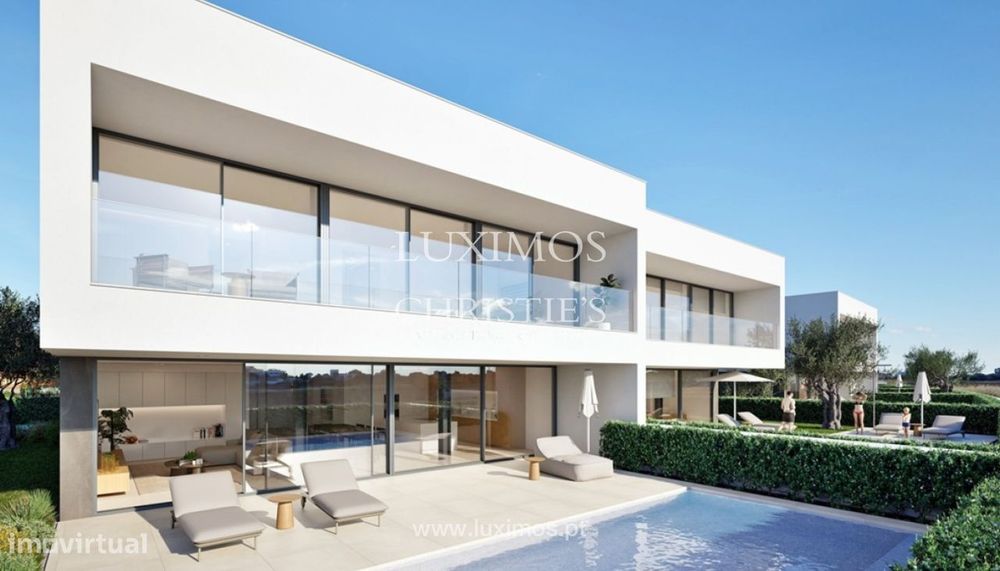 Luxury 4-Bedroom Villa for Sale with Pool and Sea View, Lagos, Algarve