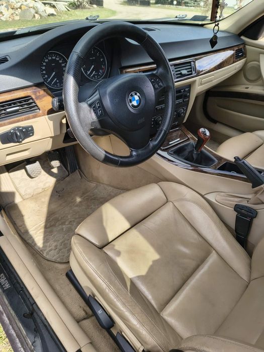 BMW Seria 3 Sprzedam bmw e90 330i