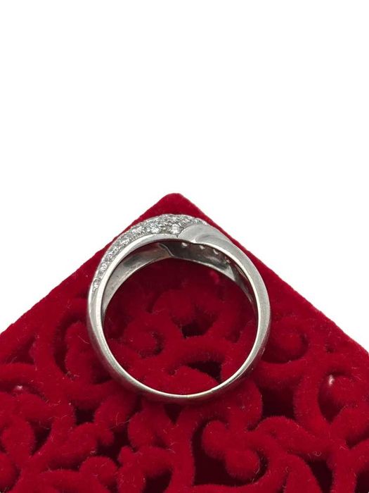 Piękny Złoty Pierścionek 8,16G 750 Diamenty r.18