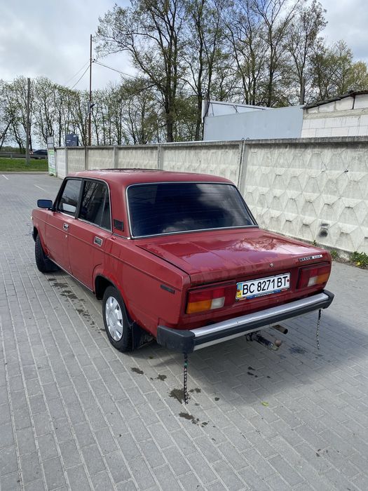 Lada 2105 Читати опис.