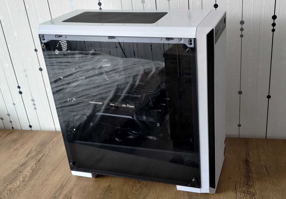 Komputer PC do gier Ryzen 7 3700X / RTX 2070 Super / 16 GB RAM / Dysk SSD 1 TB