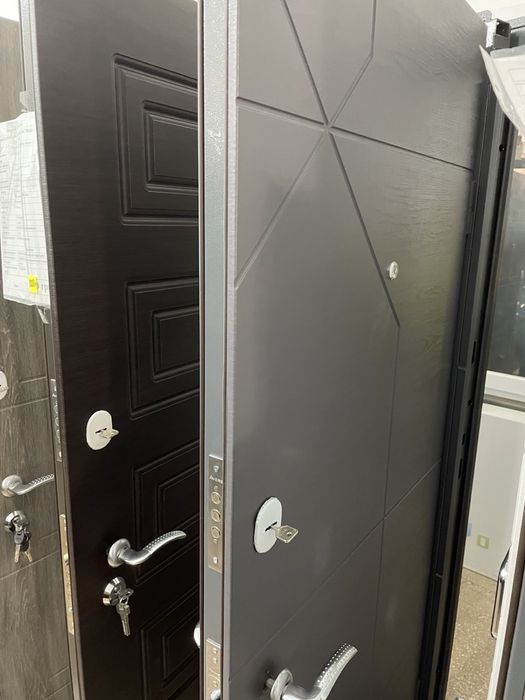 Распродажа входных дверей,дешево !