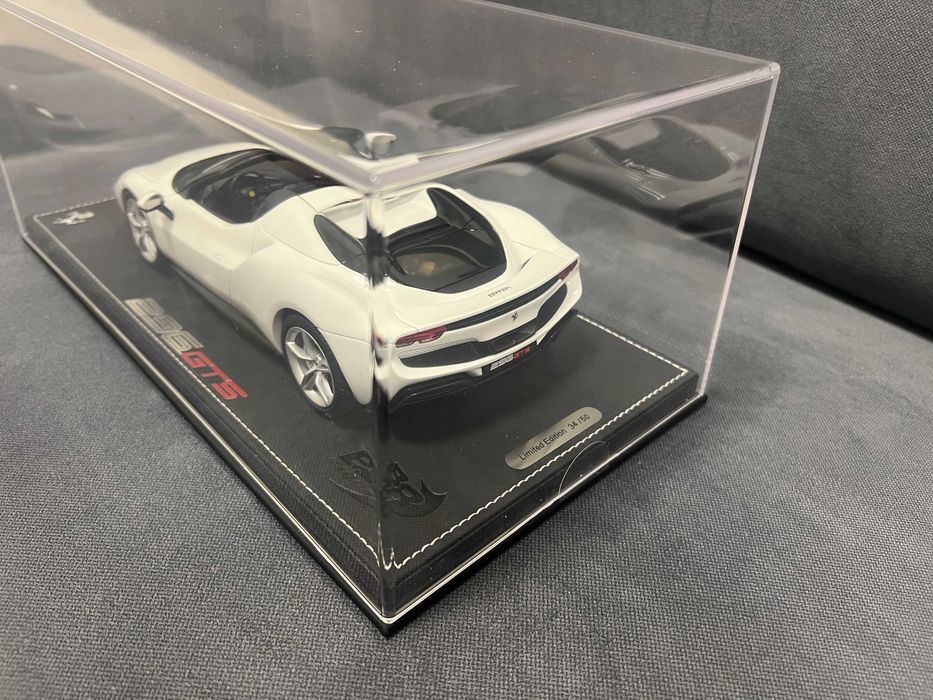 Ferrari 296 GTS 1/18