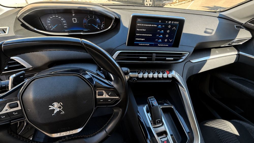 Peugeot 3008 BlueHDi 120 EAT6 Stop & Start Allure
