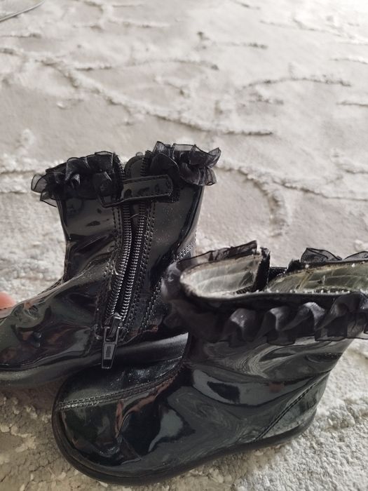 Buty dla dziewczynki