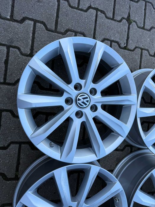 4X FELGI Oryginał VW Passat Skoda  6,5jx17 5x112 ET41