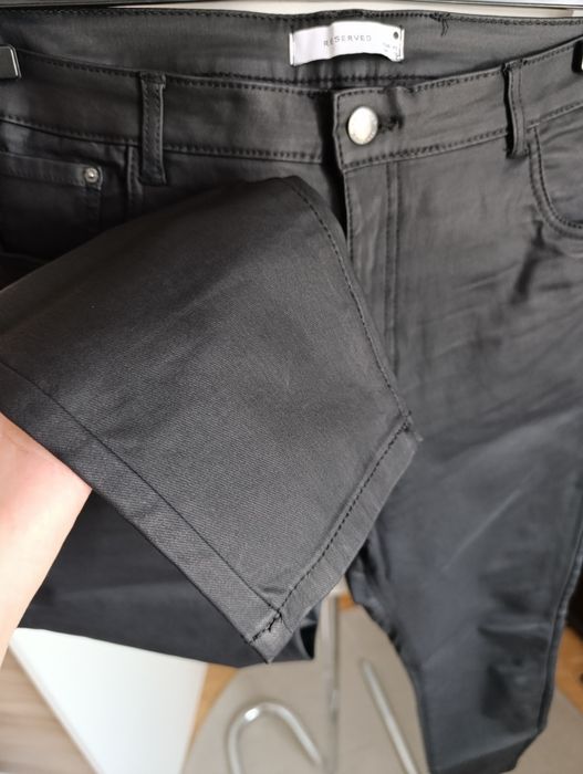 Spodnie damskie Nowe bez metki czarne woskowane Reserved