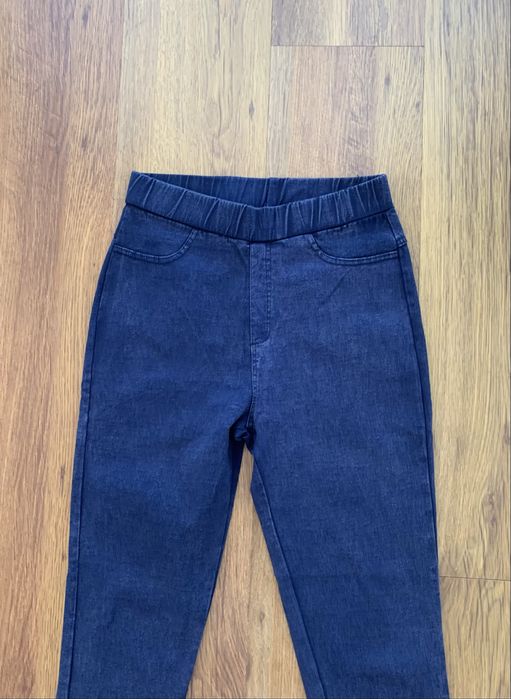 Spodnie na gumce ala jeans