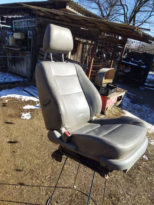 Кожане водійське крісло кіа соренто 2005 р.