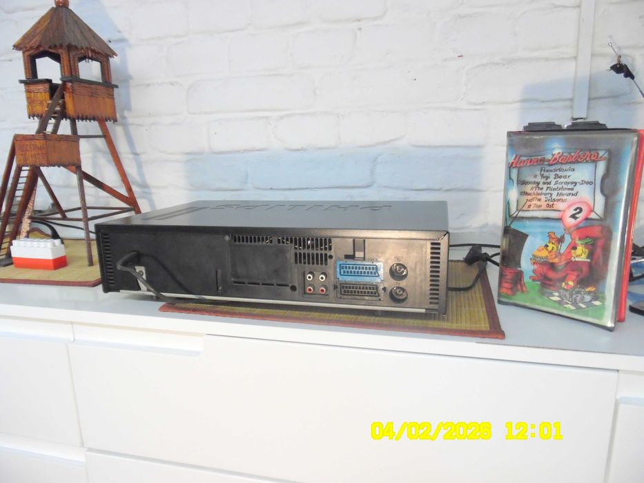 magnetowid Philips VR800