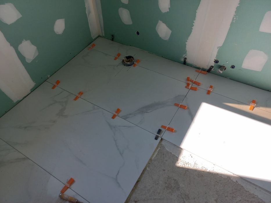 Remodelações & Construção Civil 

Qualidade, Rigor e Acabamentos Profissionais

Realizamos trabalhos de construção civil e remodelação com elev