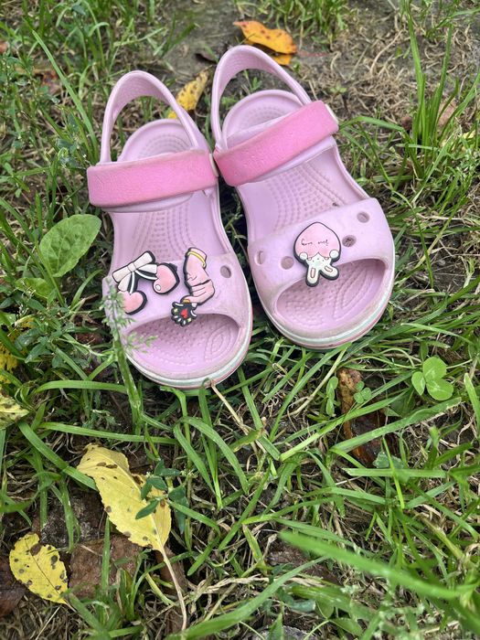 Crocs босоніжки для дівчинки