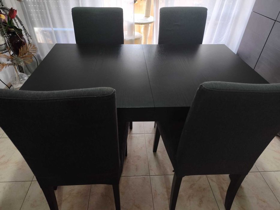 Mesa sala extensível com 4 cadeiras