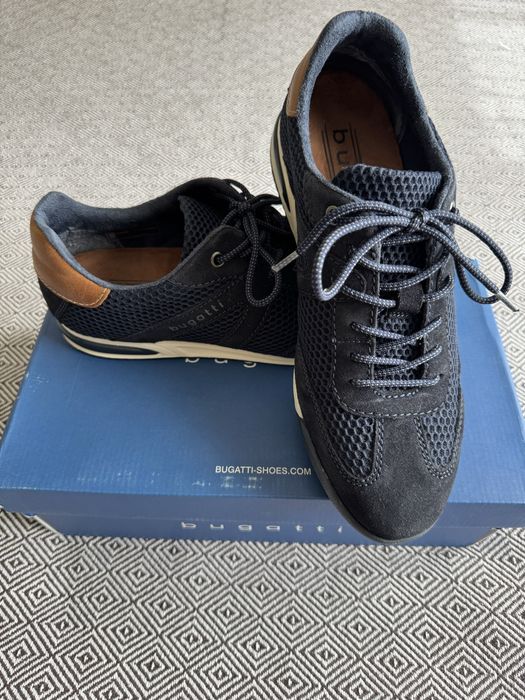 Кросівки Bugatti