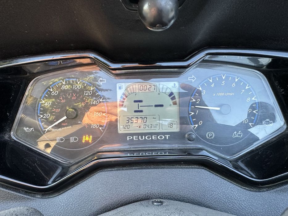 Peugeot Metropolis 400