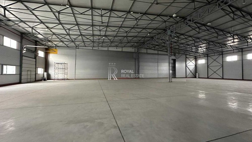 Продаж складу 3500м² Гореничі 1,2 га (у власності) потужність 250 кВт