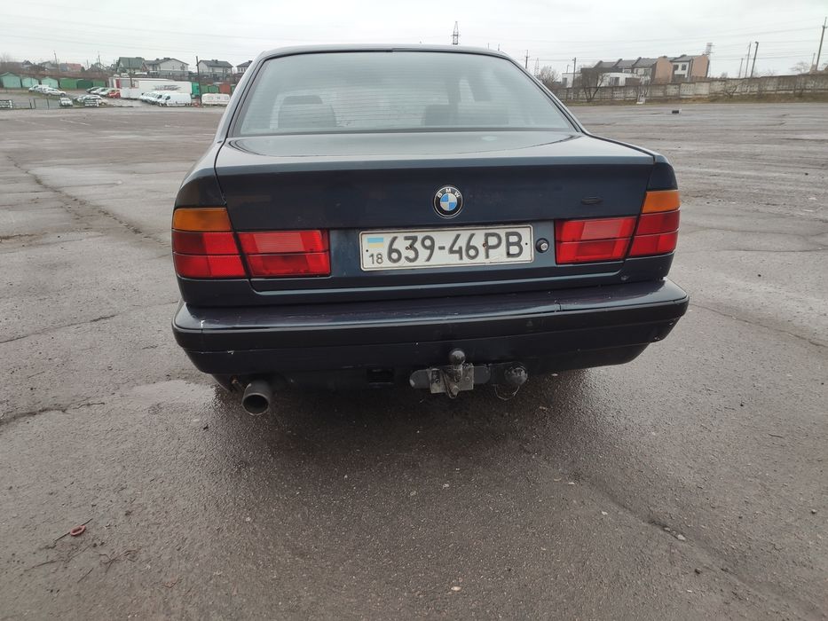 Продам BMW520i 1993