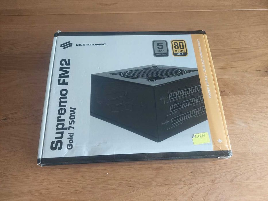 Zailacz SilentiumPC Supremo FM2 750W 80 Plus Gold