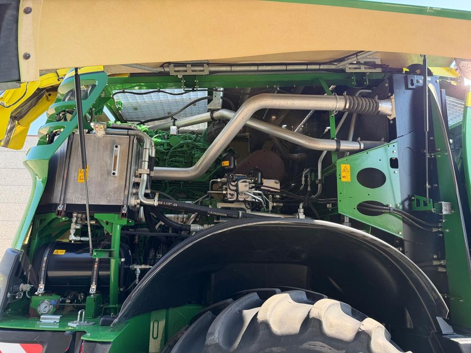 John Deere 8400i Kemper 460 + podbierak