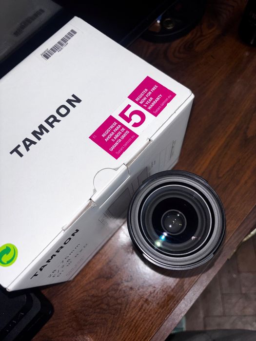 Tamron 28-75mm f/2.8 Di III RXD