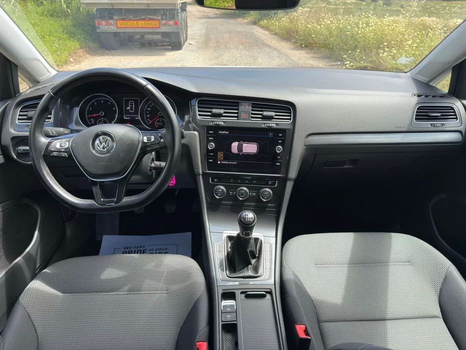 VW Golf 1.0 TSI R-Line