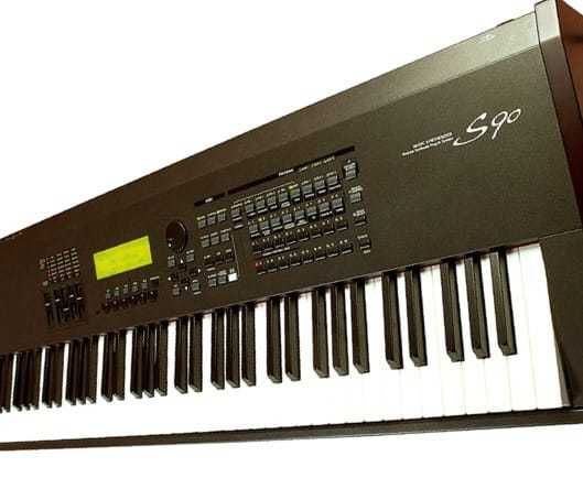 Syntezator YAMAHA S90 - duży zestaw!