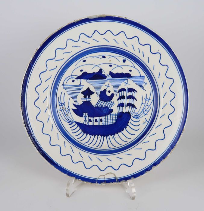 3 Pratos antigos em faiança antiga - Miragaia