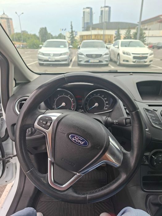 Ford Fiesta 2016 VIN WF0DXXGAKDGS42578 фото оголошення 6 з 16