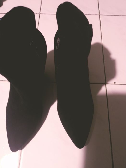 Botki czarne 38 zamsz obcas trapezowy