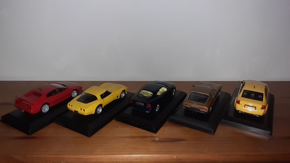 Altaya 1/43 – Sem caixa & Sem alguns espelhos & Sem aileron