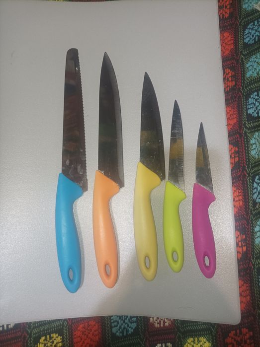 Набір кухонних ножів