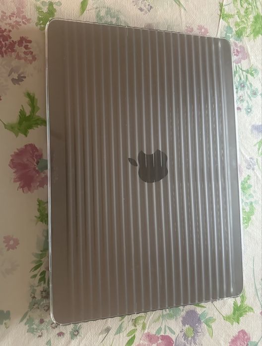 MacBook Air M3 13” 16GB 9 ciclos | Garantia 2028 | Magic Mouse NOVA