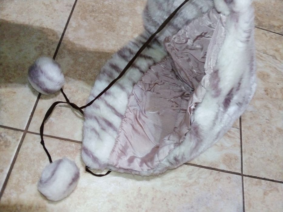 Kapelusz czapka backet hat futerko zebra