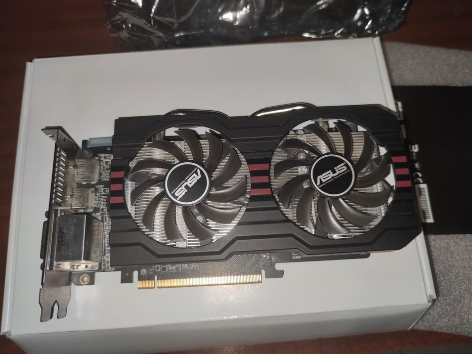 Відеокарта Asus radeon r9 270, не робоча!!