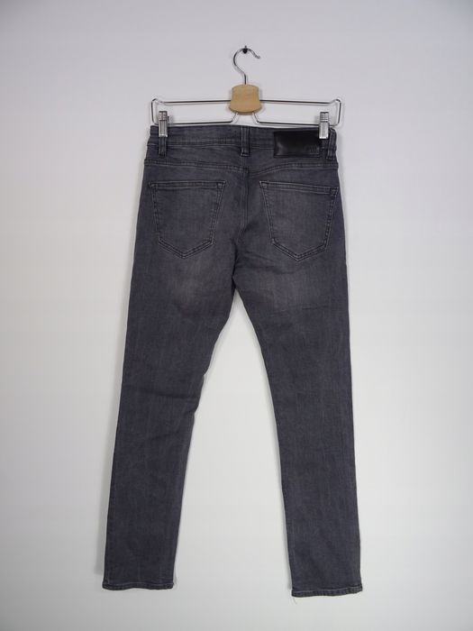 Jeansy River Island 26R proste