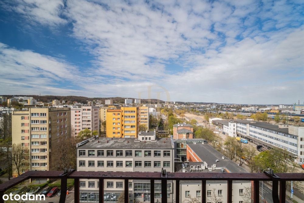 Przestronna kawalerka w samym centrum  Gdyni