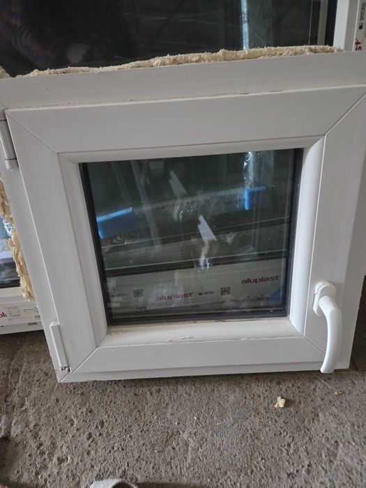 Okno pcv biale z demontazu 550x550