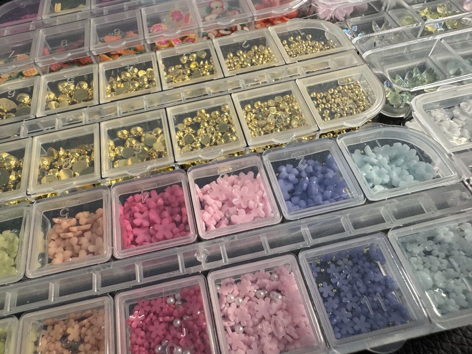 Ozdoby do paznokci, ozdoby 3D, pyłki, drobinki, perełki