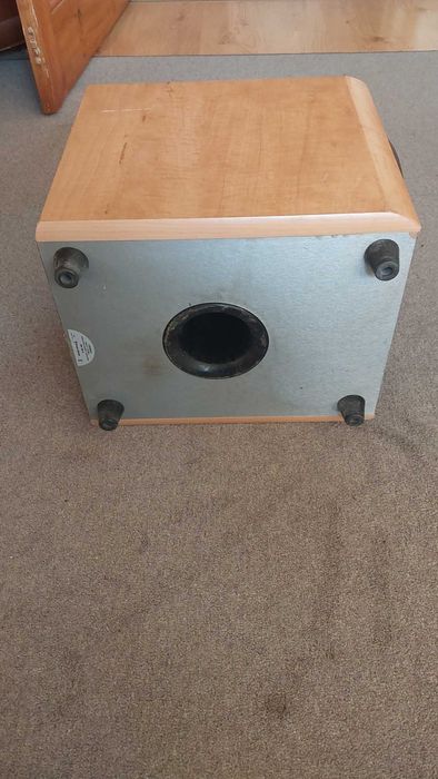 Subwoofer Focal SW 700S -- gwarancja 12 miesięcy