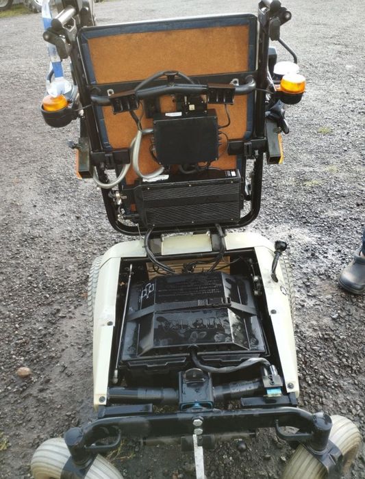 Elektryczny wózek inwalidzki Meyra, używany sprawny