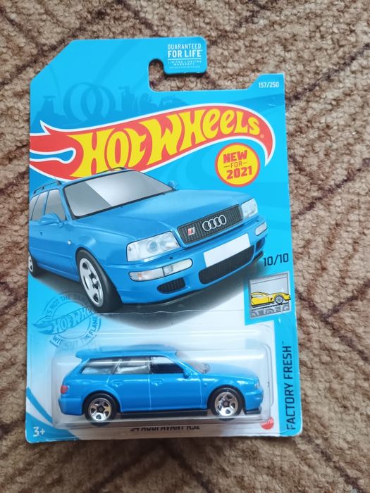 Hot Wheels 94 AUDI AVANT RS2
