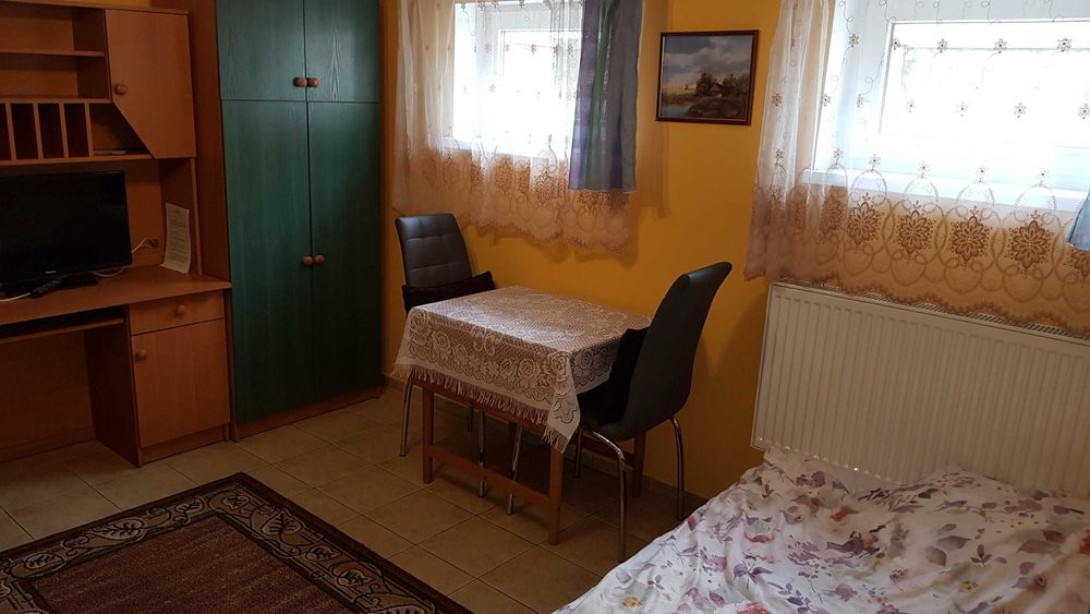 Pokoje dla studentów lub osób pracujacych na długi lub krotki wynajm.